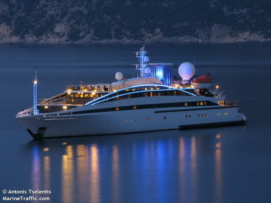 rm elegance yacht